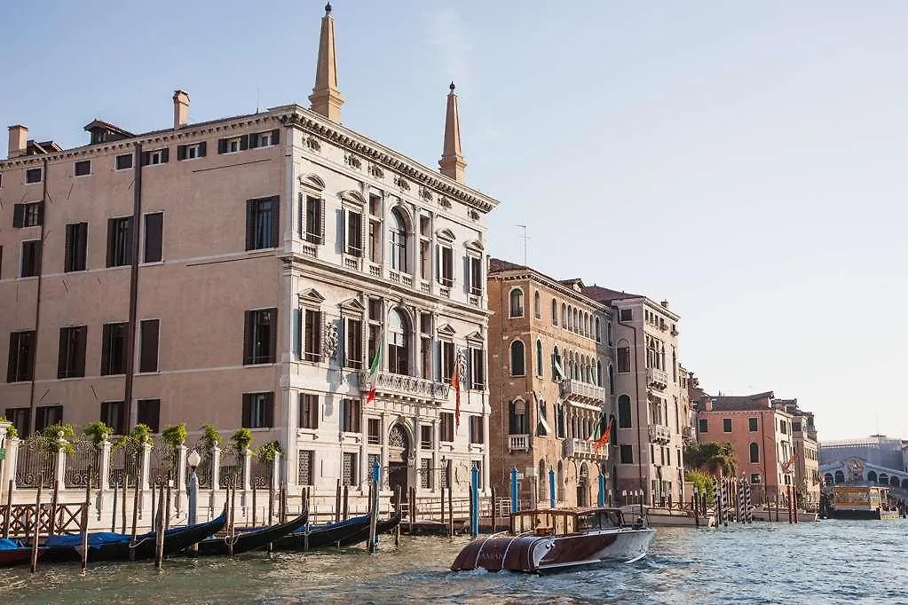 ***** Hotel Aman Venise Italie